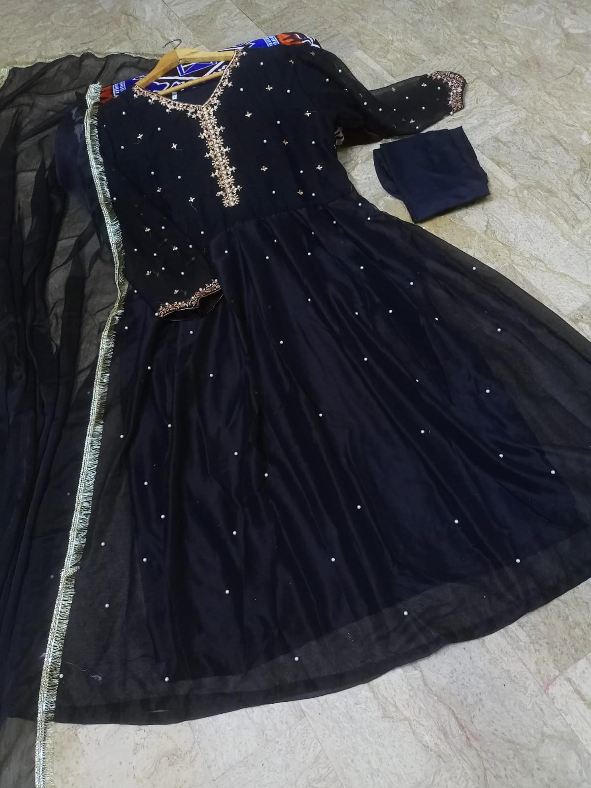 Luxury Embroidered Pearl Long Maxi 3PC with Chiffon Lace Dupatta – Elegant Party Wear in Pakistan
